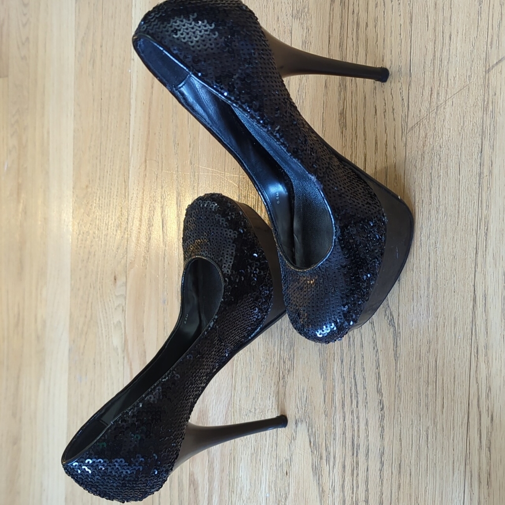 High Platform Heels - Picture 3 of 5